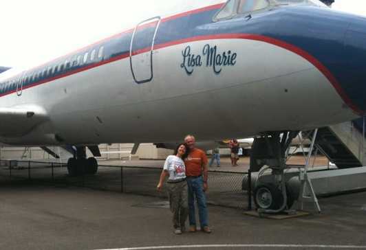 Elvis plane.jpg