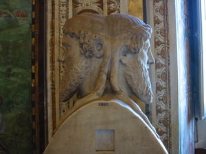 300px-Janus-Vatican.JPG