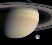 180px-Saturn,_Earth_size_comparison.jpg